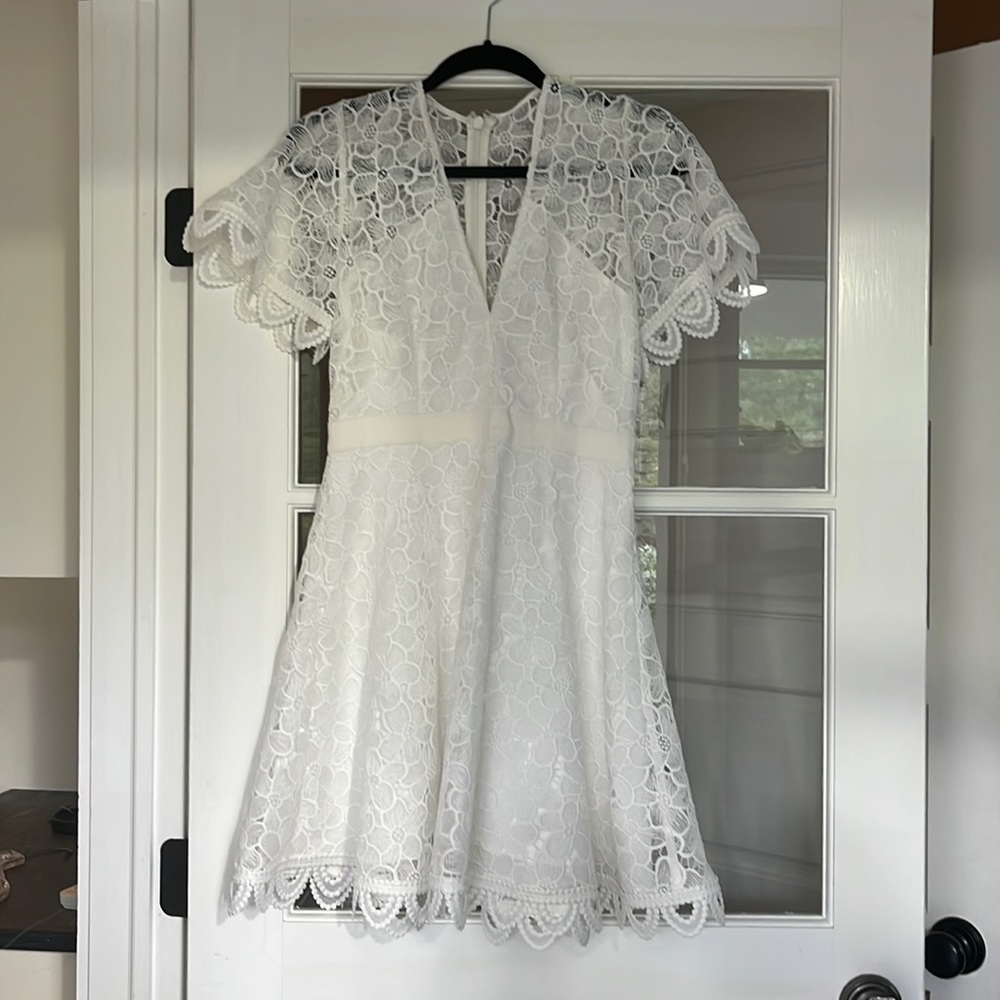 La Maison Talulah Infatuation Mini Dress in White Floral Size Medium. Worn once!